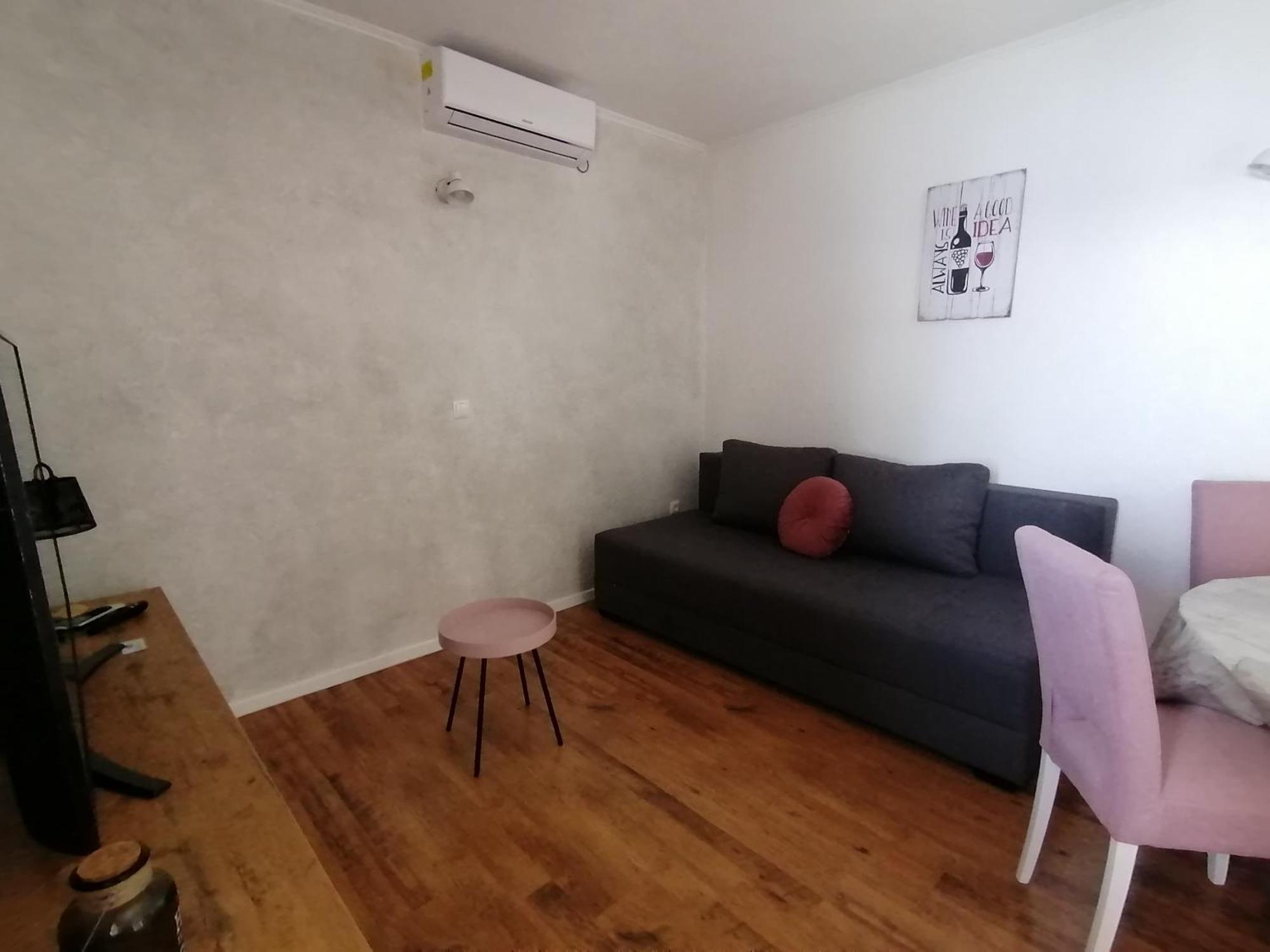 Apartmani Mares - 20 M From The Beach Brela Zimmer foto